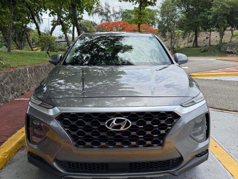 Hyundai Santa Fe SE 2019